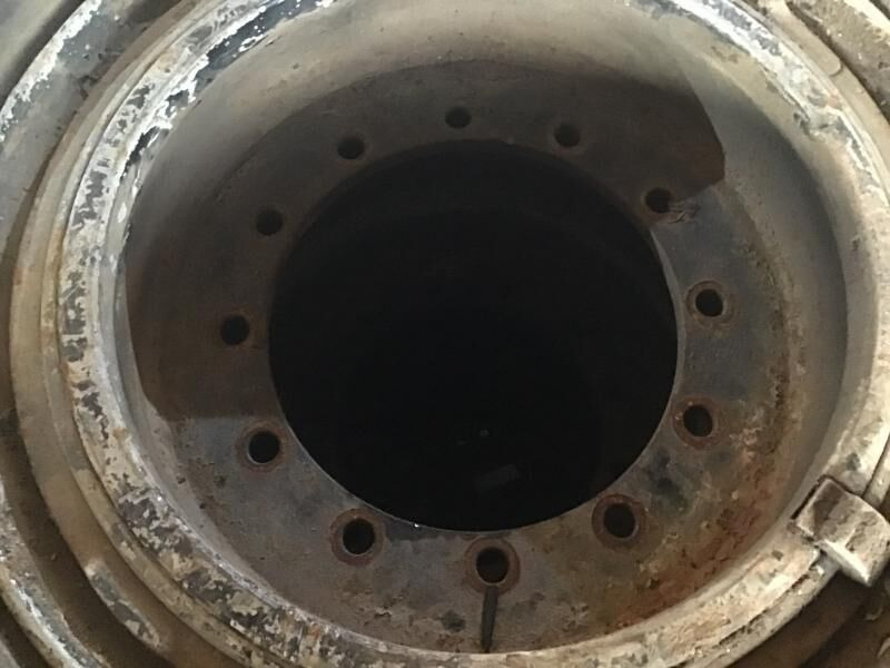 Liebherr Solid Tires 16.00/25 - Шина: фото 2 Liebherr Solid Tires 16.00/25 - Шина: фото 2