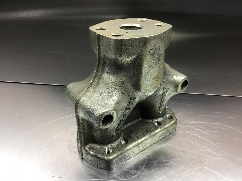 Liebherr Block - Запчасти: фото 2 Liebherr Block - Запчасти: фото 2