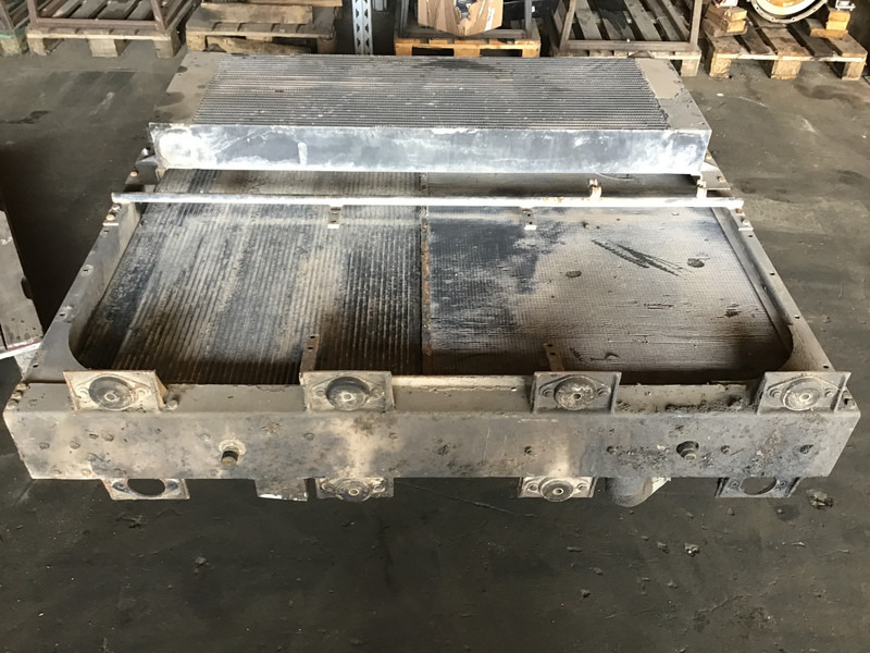 Запчасти Liebherr Combined Radiator: фото 1