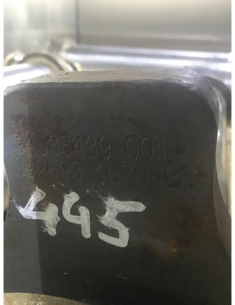 Liebherr Pin - Запчасти: фото 2 Liebherr Pin - Запчасти: фото 2