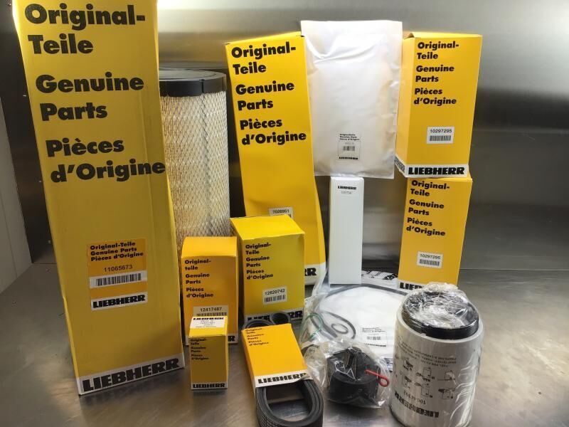 Liebherr Service Kit 2000 hours R906/R916/R926 - Запчасти: фото 1 Liebherr Service Kit 2000 hours R906/R916/R926 - Запчасти: фото 1