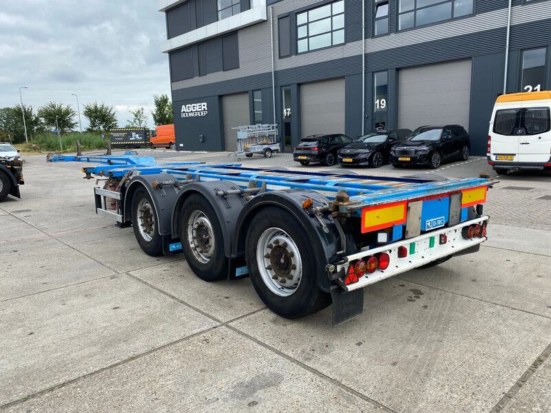 D-Tec FT-LS-S / 3x Extendable / 1x Lift Axle / SAF + Disc - Полуприцеп-контейнеровоз/ Сменный кузов: фото 3 D-Tec FT-LS-S / 3x Extendable / 1x Lift Axle / SAF + Disc - Полуприцеп-контейнеровоз/ Сменный кузов: фото 3