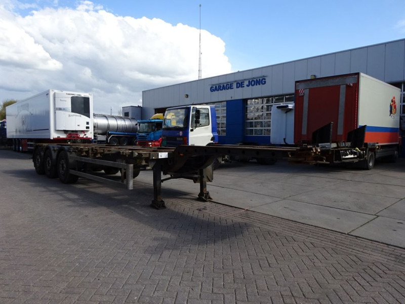 Krone SD Chassis / ADR / 2x Extendable / MB + Disc / 2x Lift Axle - Полуприцеп-контейнеровоз/ Сменный кузов: фото 5 Krone SD Chassis / ADR / 2x Extendable / MB + Disc / 2x Lift Axle - Полуприцеп-контейнеровоз/ Сменный кузов: фото 5