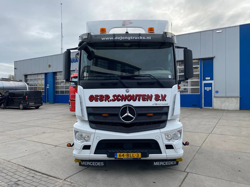 Mercedes-Benz Antos 1933 / Automatic - Тягач: фото 2 Mercedes-Benz Antos 1933 / Automatic - Тягач: фото 2