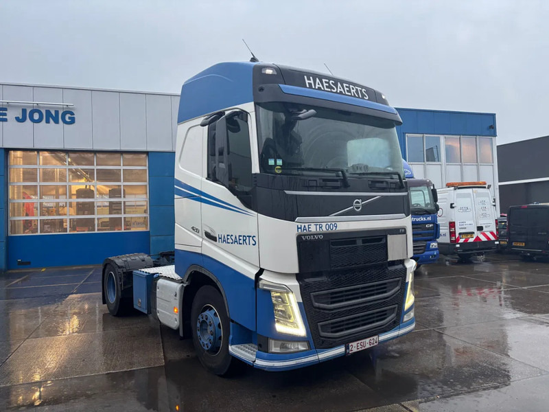 Volvo FH 13.420 Globetrotter / ADR + PTO / Stand Airco - Тягач: фото 3 Volvo FH 13.420 Globetrotter / ADR + PTO / Stand Airco - Тягач: фото 3