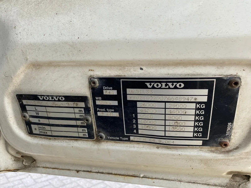 Volvo FM 440 6x4 / Hooklift and Tractor / Hub Reduction лизинг Volvo FM 440 6x4 / Hooklift and Tractor / Hub Reduction: фото 17