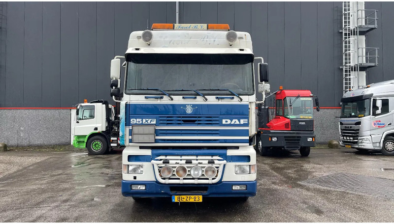 DAF XF 380 Manual HOLLAND TRUCK - Тягач: фото 3 DAF XF 380 Manual HOLLAND TRUCK - Тягач: фото 3