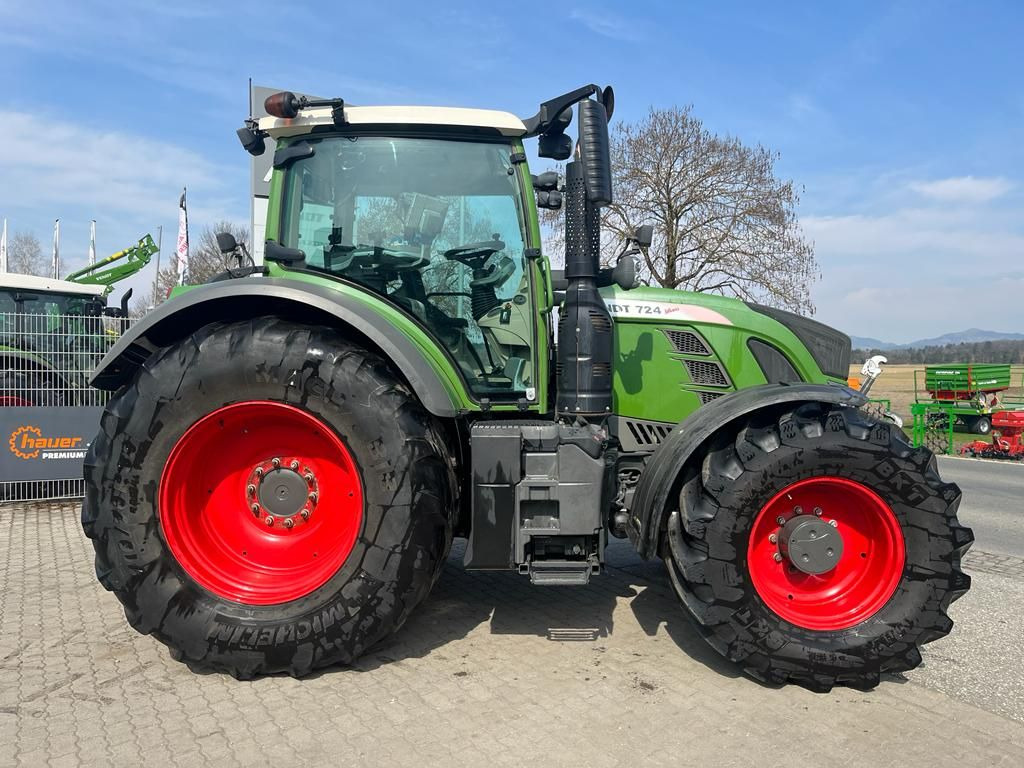 Fendt 724 Vario - Трактор: фото 5 Fendt 724 Vario - Трактор: фото 5