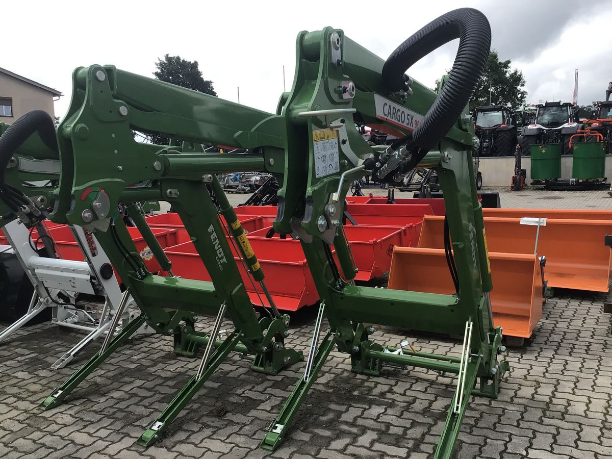 Fendt Cargo 5x90 - Фронтальный погрузчик для трактора: фото 3 Fendt Cargo 5x90 - Фронтальный погрузчик для трактора: фото 3