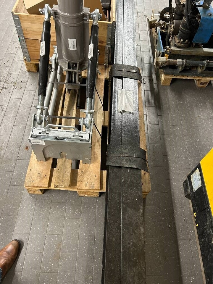 Tracto GRUNDOTUGGER 250 - Навесное оборудование для Строительной техники: фото 5 Tracto GRUNDOTUGGER 250 - Навесное оборудование для Строительной техники: фото 5