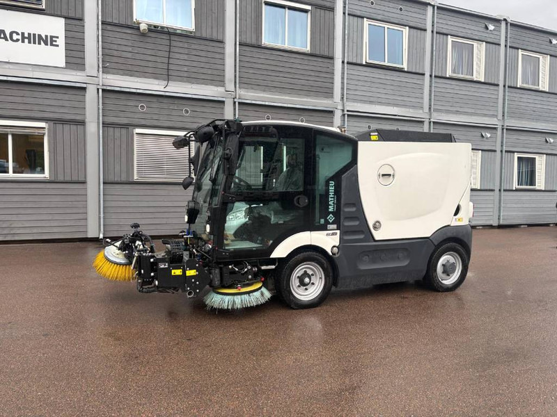 Mathieu MS-210 Azura Flex Street Sweeper - Подметально-уборочная машина: фото 1 Mathieu MS-210 Azura Flex Street Sweeper - Подметально-уборочная машина: фото 1