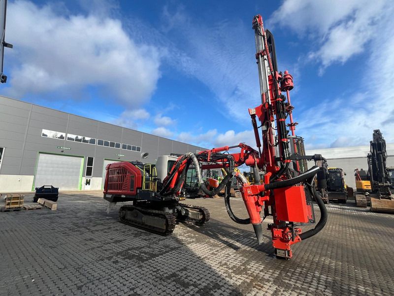 Sandvik Ranger DX800i - Буровая машина: фото 4 Sandvik Ranger DX800i - Буровая машина: фото 4