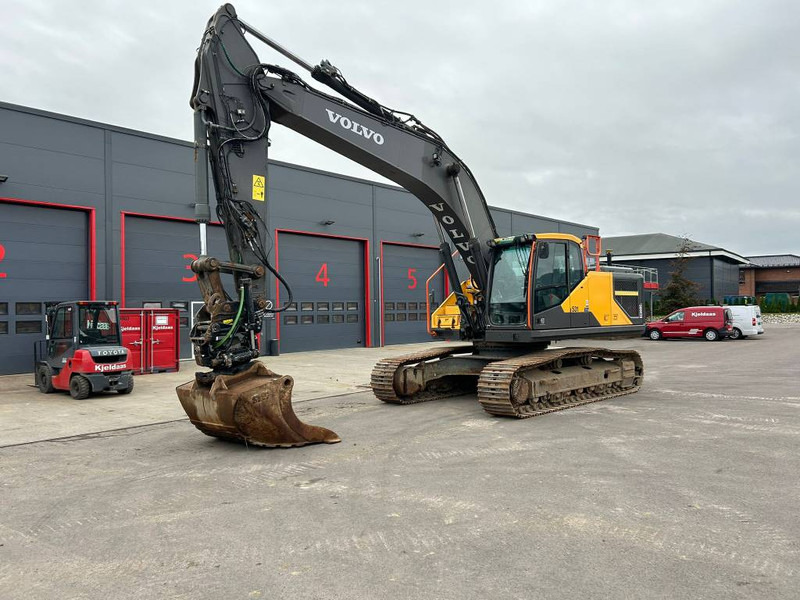 Volvo EC 300 EL - Гусеничный экскаватор: фото 1 Volvo EC 300 EL - Гусеничный экскаватор: фото 1
