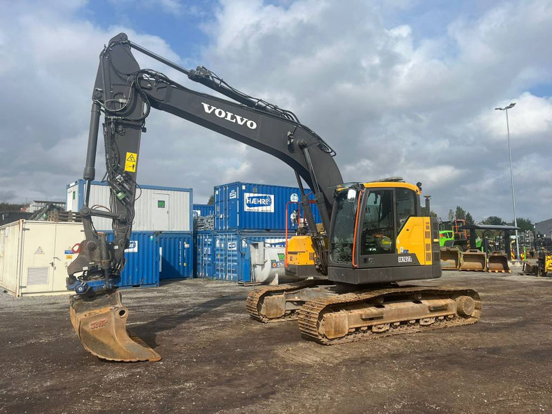 Volvo ECR 235 EL - Гусеничный экскаватор: фото 1 Volvo ECR 235 EL - Гусеничный экскаватор: фото 1