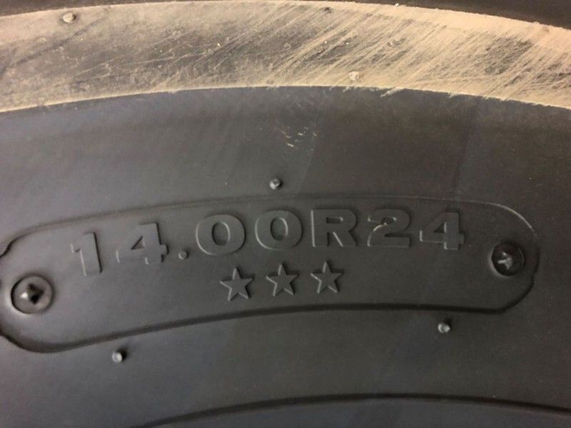 Шина Bridgestone 14.00 R24: фото 6 Шина Bridgestone 14.00 R24: фото 6