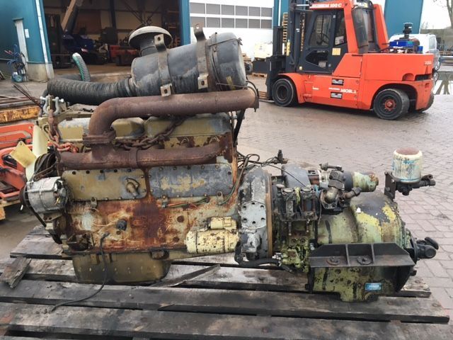 DAF 825 - Двигатель: фото 3 DAF 825 - Двигатель: фото 3