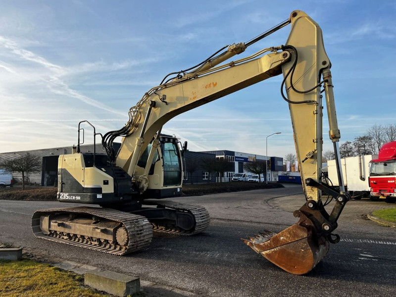 Hyundai Robex 235LCR-9A - Гусеничный экскаватор: фото 3 Hyundai Robex 235LCR-9A - Гусеничный экскаватор: фото 3