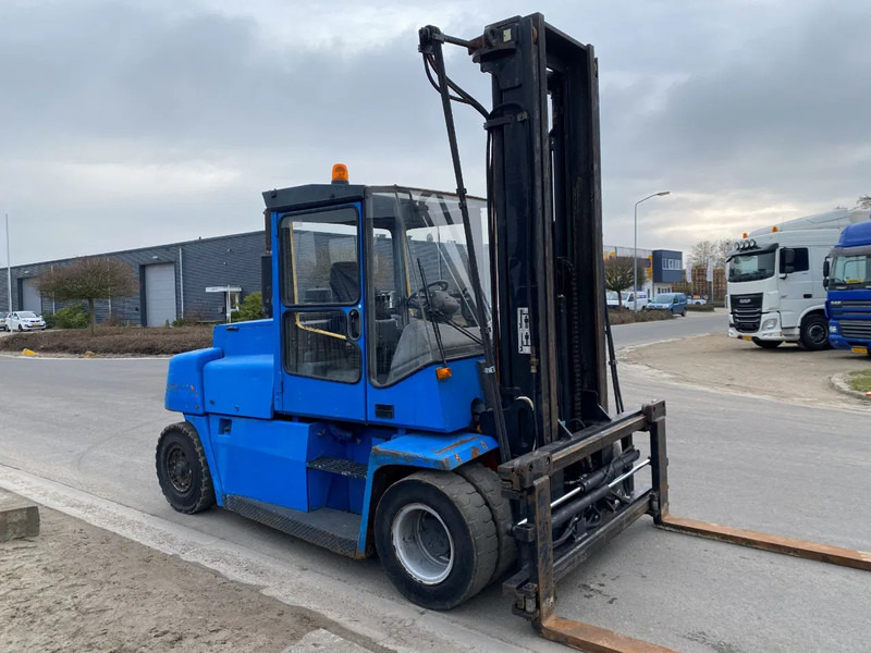 Kalmar DCE80-9 - Дизельный погрузчик: фото 5 Kalmar DCE80-9 - Дизельный погрузчик: фото 5