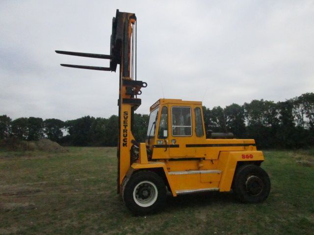 Svetruck 860-30 - Дизельный погрузчик: фото 5 Svetruck 860-30 - Дизельный погрузчик: фото 5