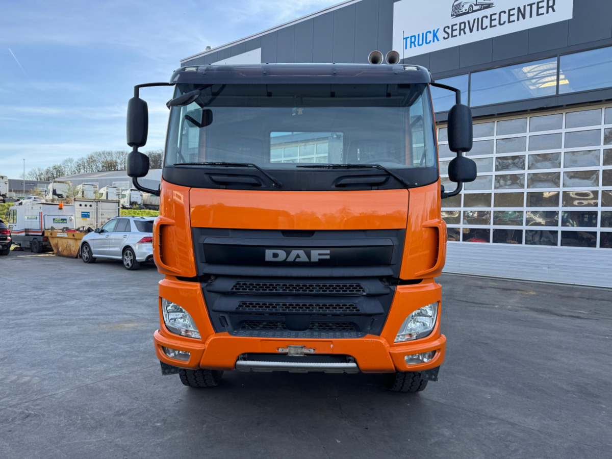 DAF CF440 8x4 Fahrgestell - Грузовик-шасси: фото 2 DAF CF440 8x4 Fahrgestell - Грузовик-шасси: фото 2