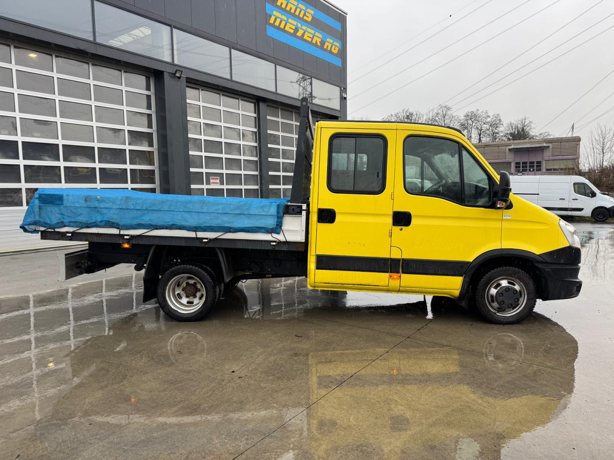 IVECO Daily 35C15 4x2 - Малотоннажный бортовой грузовик, Грузопассажирский фургон: фото 3 IVECO Daily 35C15 4x2 - Малотоннажный бортовой грузовик, Грузопассажирский фургон: фото 3