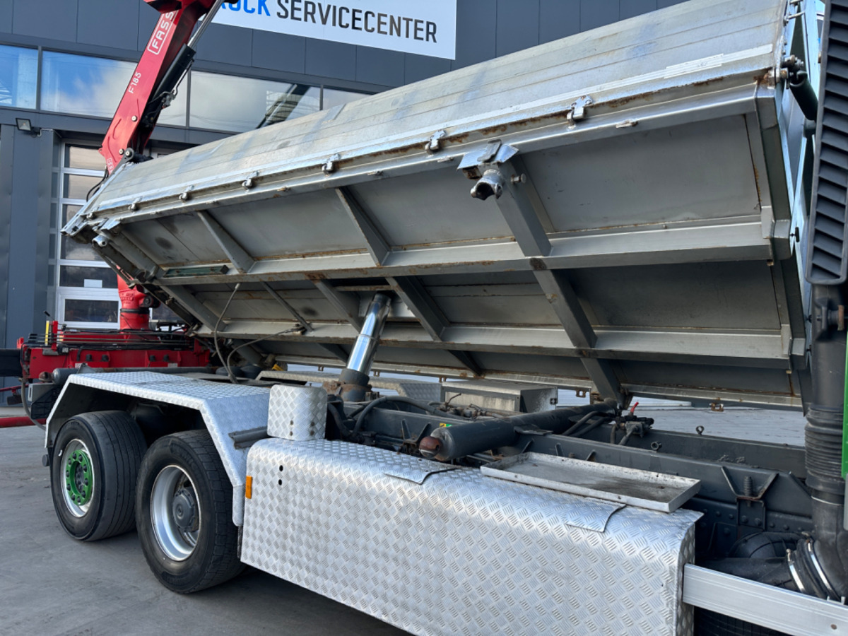 Самосвал, Автоманипулятор MERCEDES 2551 V8 6x2 Fassi 185-5 Bj.2020: фото 20
