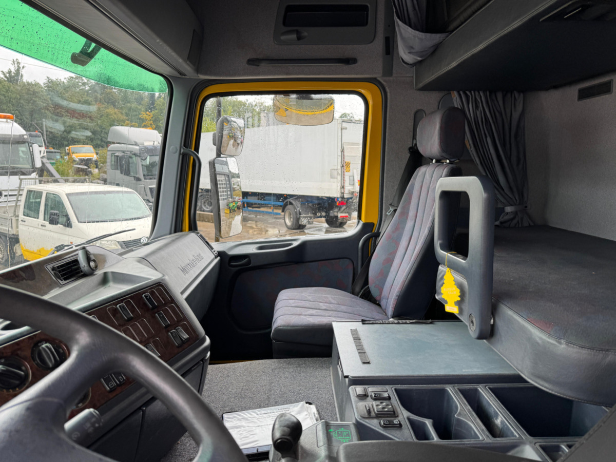 Тентованный грузовик MERCEDES Actros 1835 4x2: фото 13