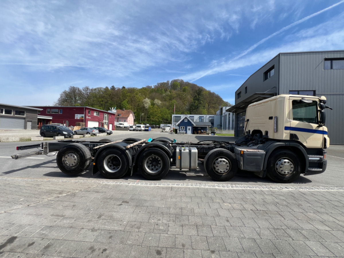SCANIA P450 10x4 - Грузовик-шасси: фото 4 SCANIA P450 10x4 - Грузовик-шасси: фото 4