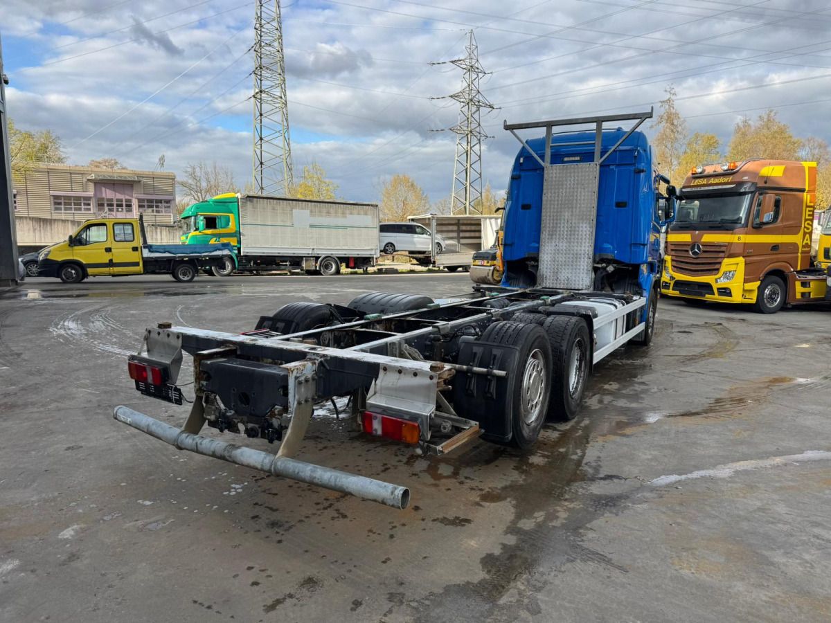 SCANIA R420 6x2 BDF - Грузовик-контейнеровоз/ Сменный кузов: фото 5 SCANIA R420 6x2 BDF - Грузовик-контейнеровоз/ Сменный кузов: фото 5