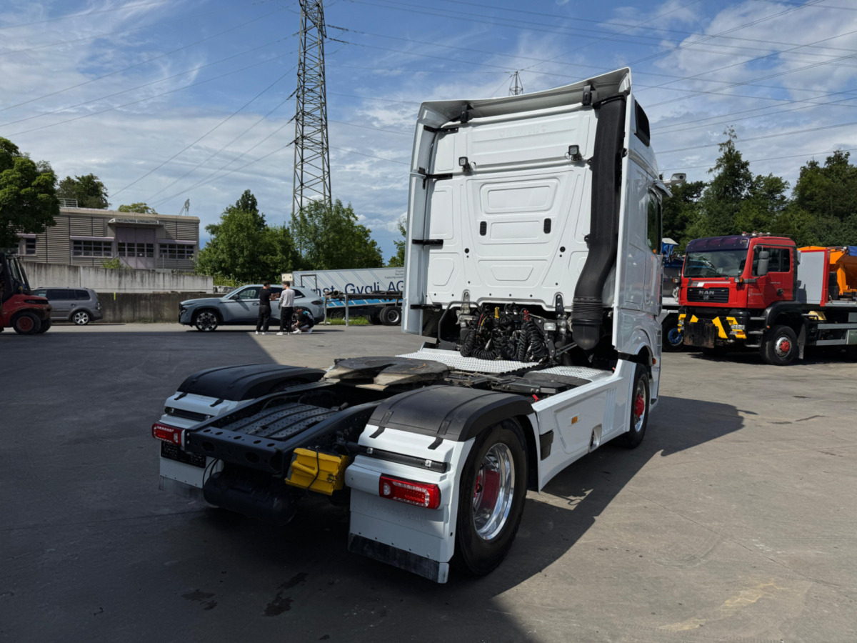 MERCEDES Actros 1851 4x4 Hydraulik - Тягач: фото 5 MERCEDES Actros 1851 4x4 Hydraulik - Тягач: фото 5