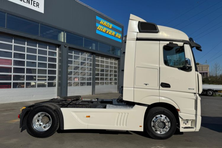 Mercedes-Benz Actros 1843 4x2 ADR - Тягач: фото 4 Mercedes-Benz Actros 1843 4x2 ADR - Тягач: фото 4