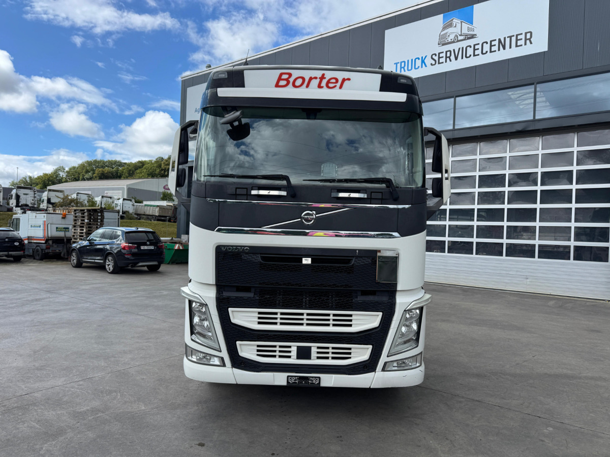 VOLVO FH-460 6x2 LBW - Грузовик-контейнеровоз/ Сменный кузов: фото 2 VOLVO FH-460 6x2 LBW - Грузовик-контейнеровоз/ Сменный кузов: фото 2