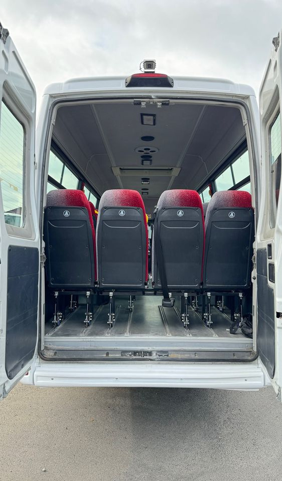 Irisbus Iveco Daily / 23 miejsca / Cena 87000 zł netto - Микроавтобус, Пассажирский фургон: фото 5 Irisbus Iveco Daily / 23 miejsca / Cena 87000 zł netto - Микроавтобус, Пассажирский фургон: фото 5