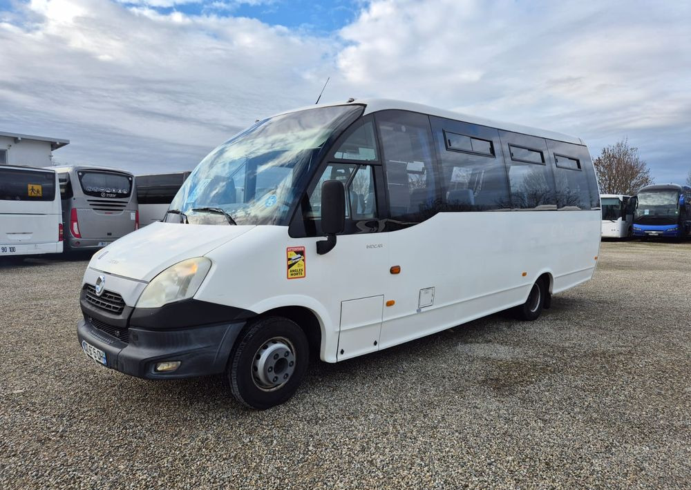 Iveco Wing /34 miejsca /mały przebieg/ Cena:127000 zł netto - Микроавтобус, Пассажирский фургон: фото 4 Iveco Wing /34 miejsca /mały przebieg/ Cena:127000 zł netto - Микроавтобус, Пассажирский фургон: фото 4