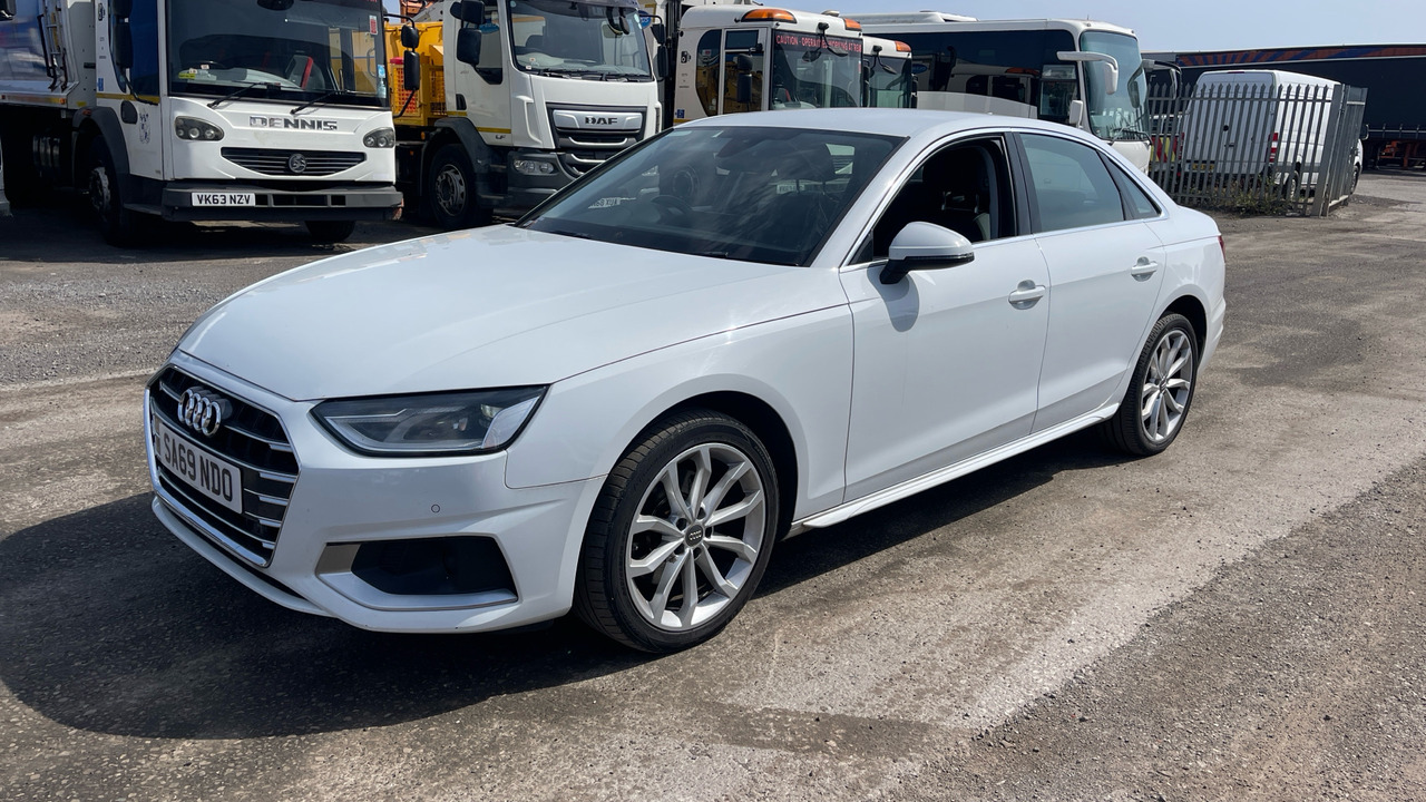 AUDI A4 35 TDI Sport 4dr S Tronic - Седан: фото 2 AUDI A4 35 TDI Sport 4dr S Tronic - Седан: фото 2