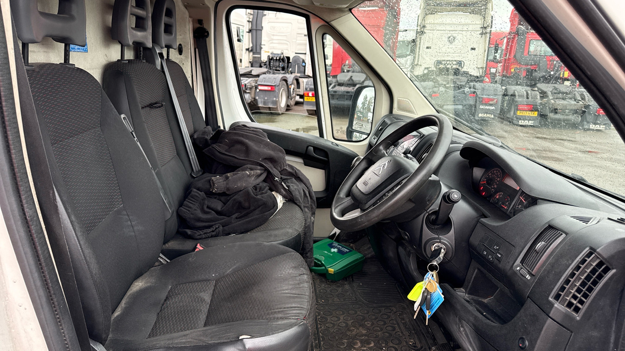 CITROEN RELAY 35 2.2 HDI 130PS - Цельнометаллический фургон: фото 5 CITROEN RELAY 35 2.2 HDI 130PS - Цельнометаллический фургон: фото 5