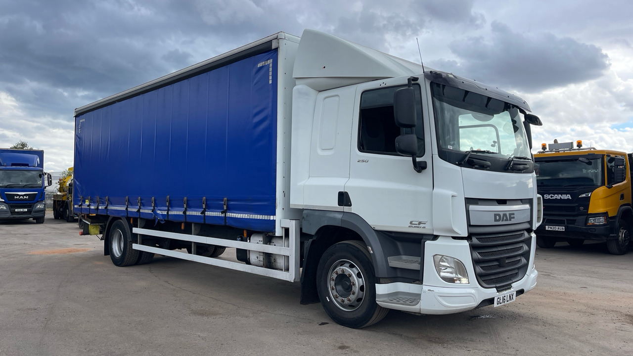 DAF CF 250 - Тентованный грузовик: фото 1 DAF CF 250 - Тентованный грузовик: фото 1