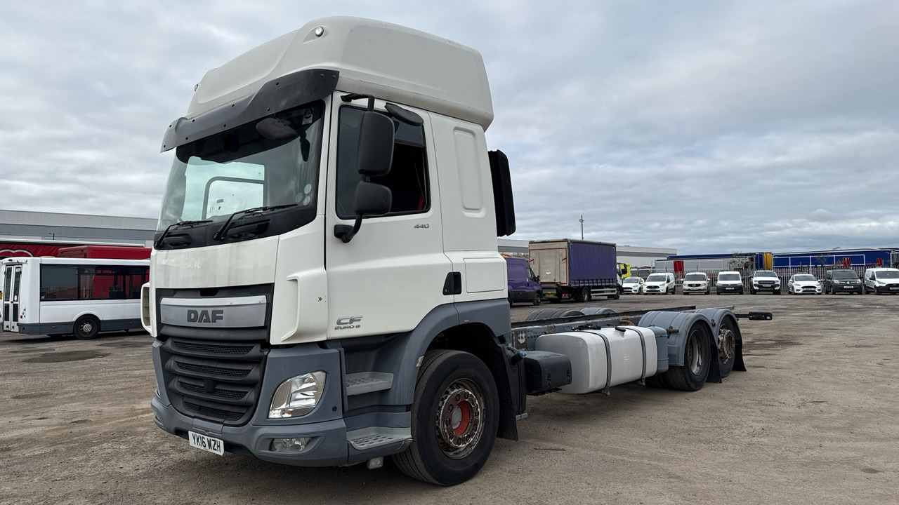 DAF CF 440 - Грузовик-шасси: фото 2 DAF CF 440 - Грузовик-шасси: фото 2