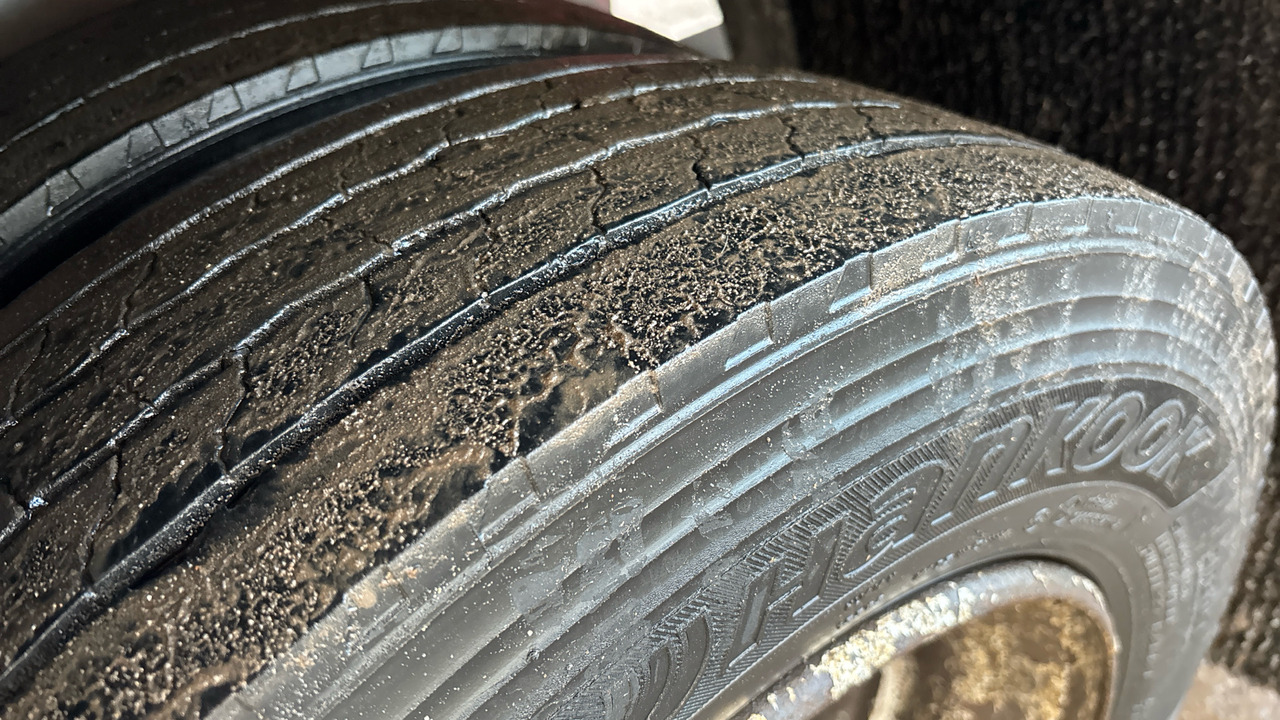 Тентованный грузовик DAF LF 150: фото 23