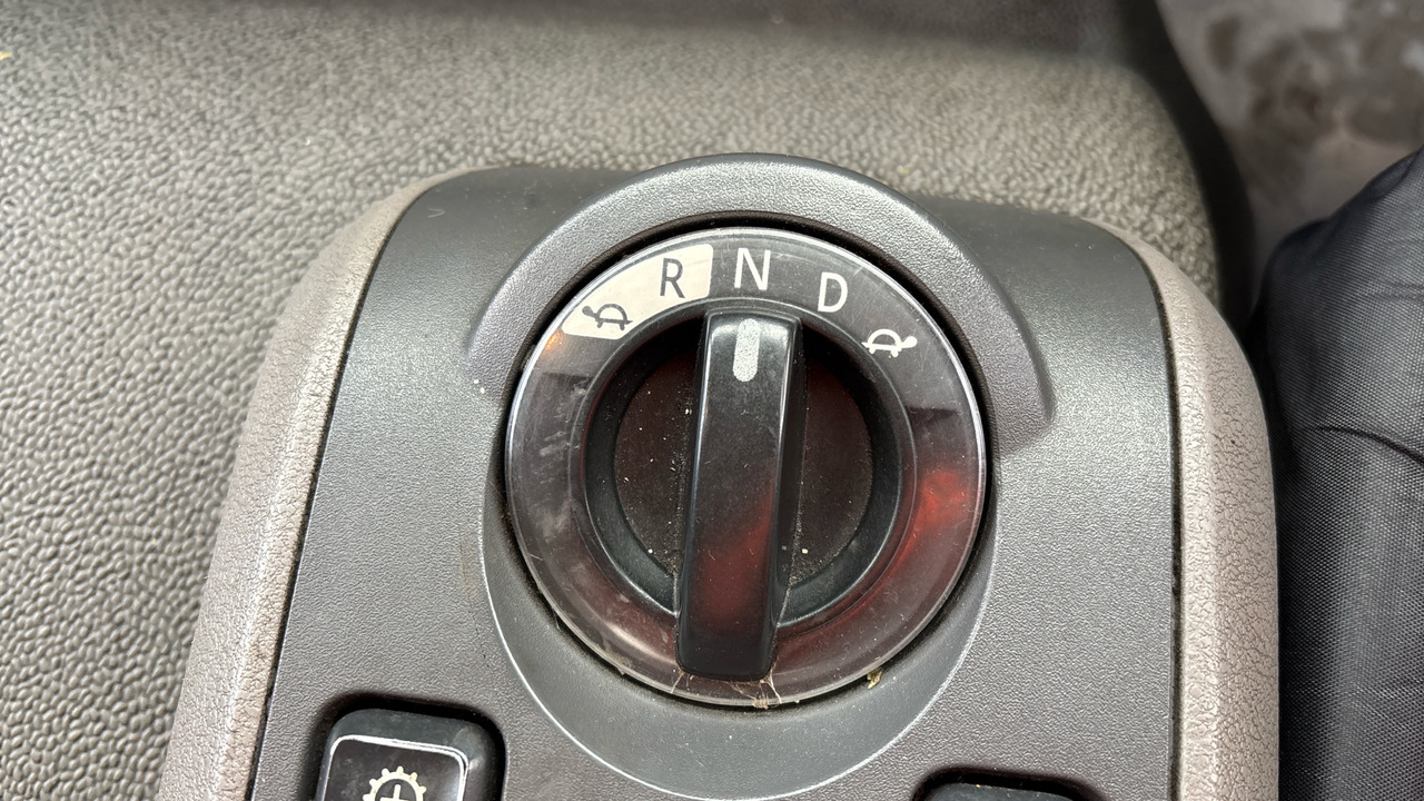 Тентованный грузовик DAF LF 150: фото 16