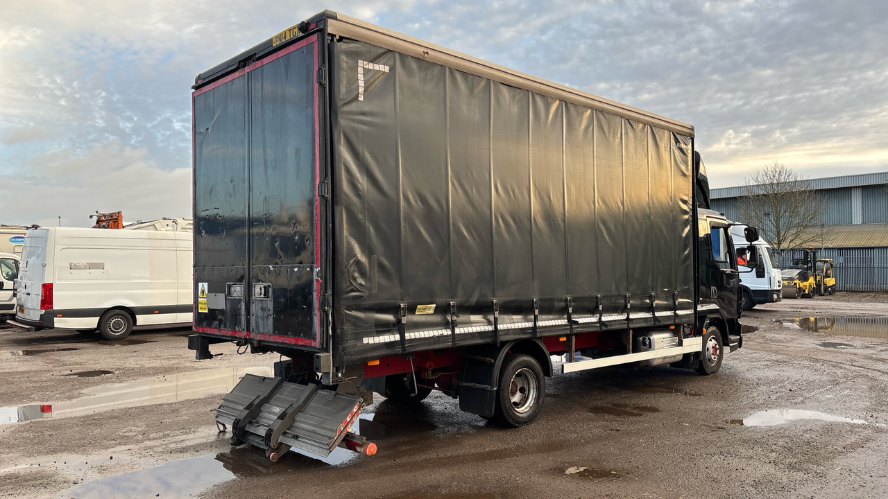 DAF LF 150 - Тентованный грузовик: фото 4 DAF LF 150 - Тентованный грузовик: фото 4