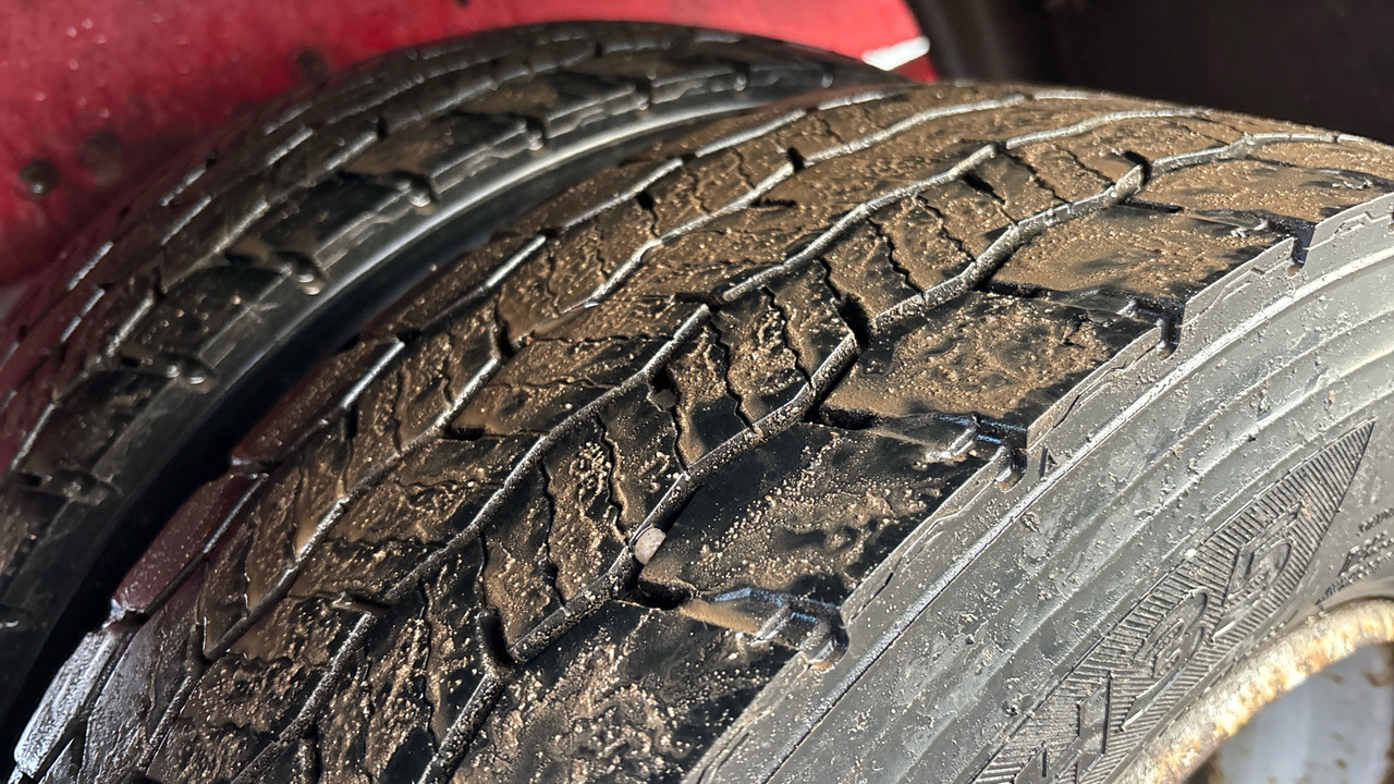 Тентованный грузовик DAF LF 150: фото 20