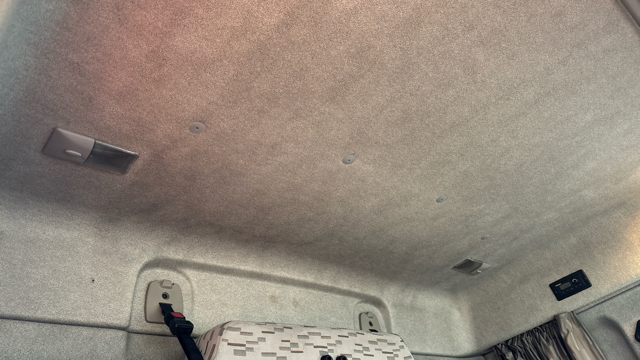 Тентованный грузовик DAF LF 150: фото 14