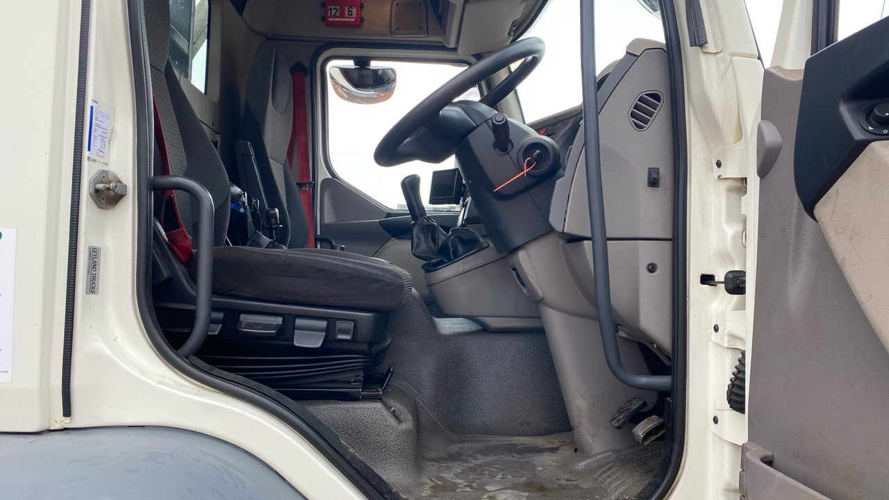 DAF LF 220 - Грузовик бортовой/ Платформа, Автоманипулятор: фото 5 DAF LF 220 - Грузовик бортовой/ Платформа, Автоманипулятор: фото 5