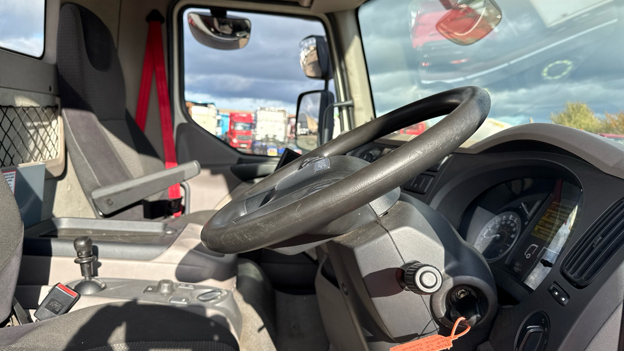 DAF LF 220 - Грузовик бортовой/ Платформа: фото 5 DAF LF 220 - Грузовик бортовой/ Платформа: фото 5