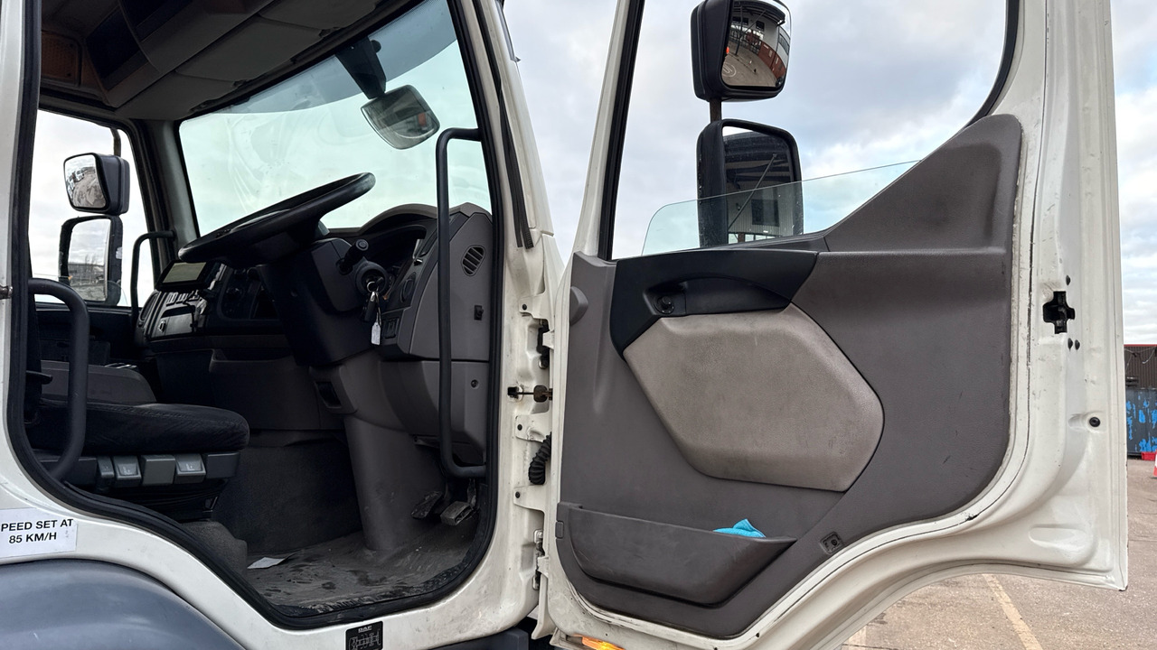 DAF LF 280 - Тентованный грузовик: фото 5 DAF LF 280 - Тентованный грузовик: фото 5