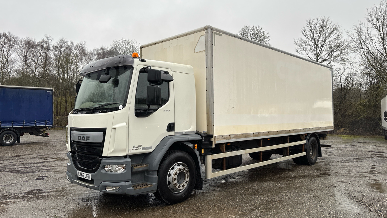 DAF LF 280 - Грузовик с закрытым кузовом: фото 2 DAF LF 280 - Грузовик с закрытым кузовом: фото 2