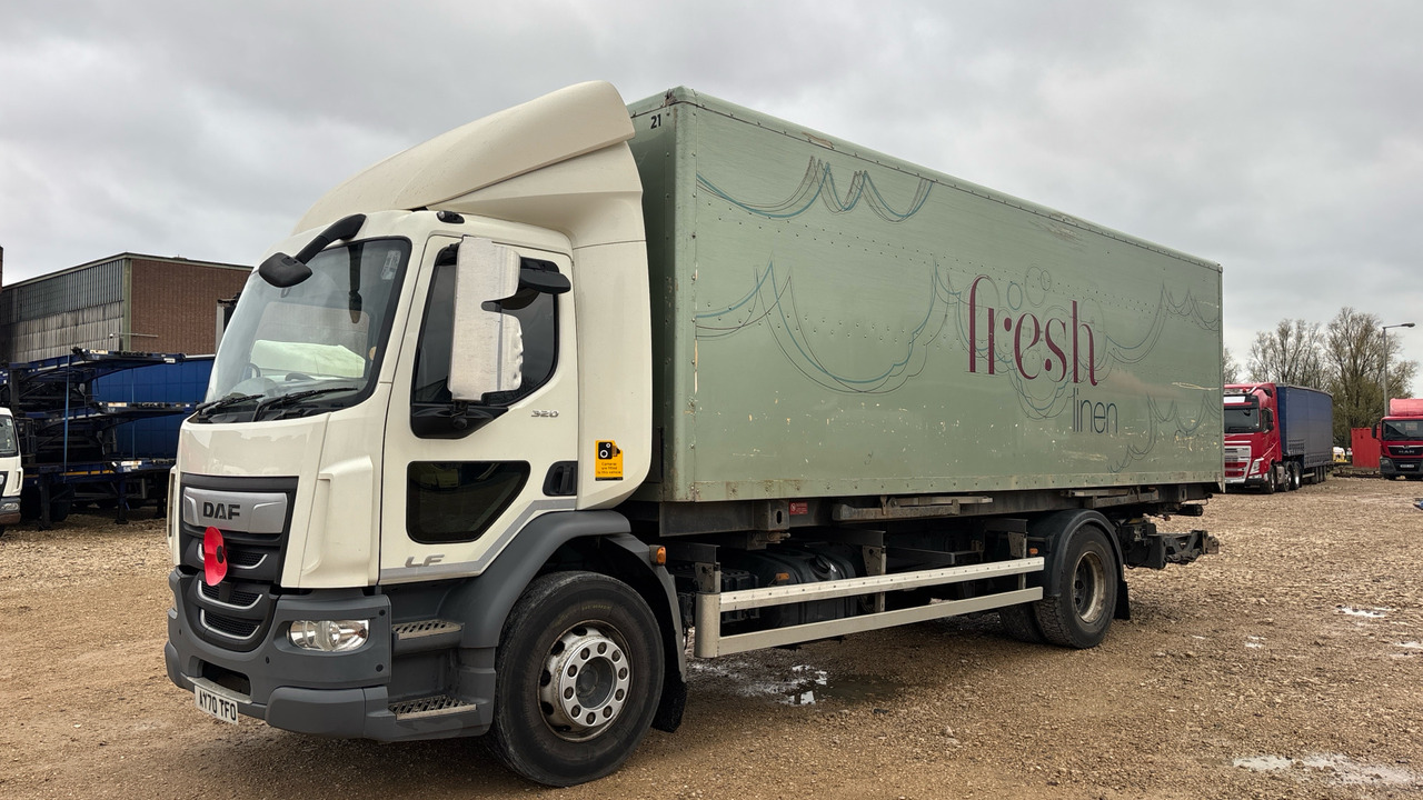 DAF LF 320 - Грузовик с закрытым кузовом: фото 2 DAF LF 320 - Грузовик с закрытым кузовом: фото 2