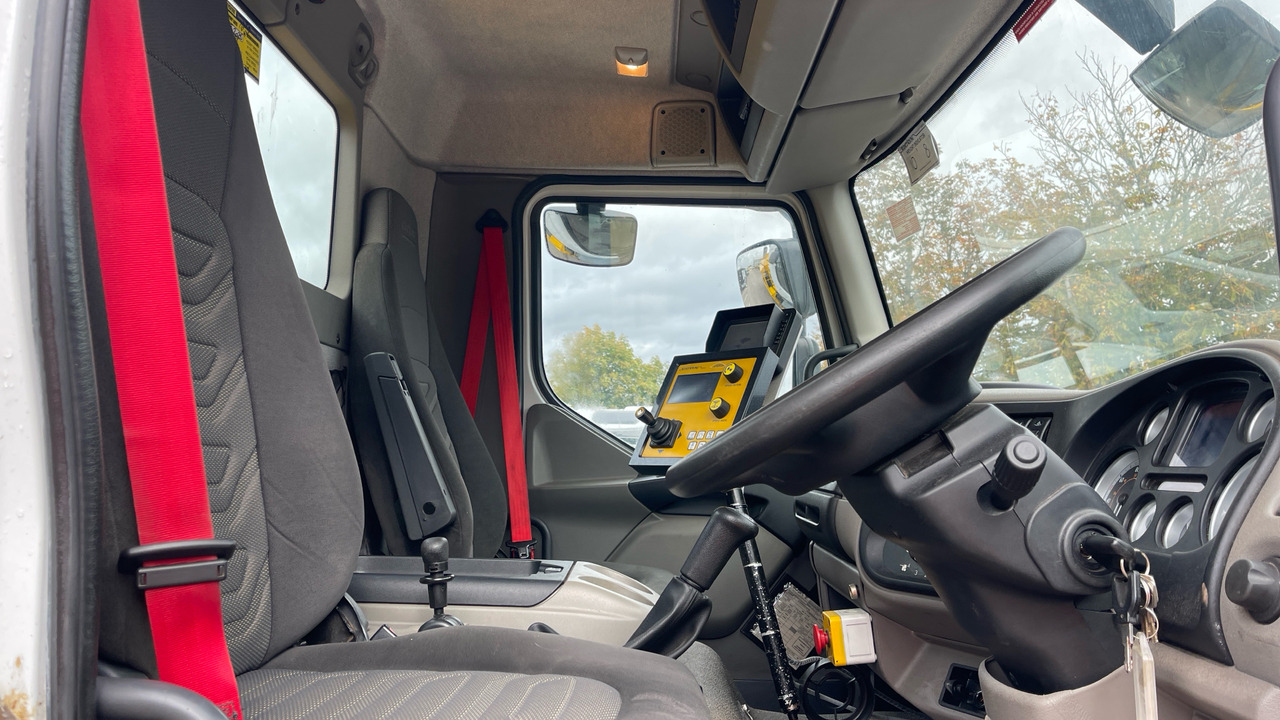 DAF LF 55.220 - Снегоуборочная машина: фото 5 DAF LF 55.220 - Снегоуборочная машина: фото 5