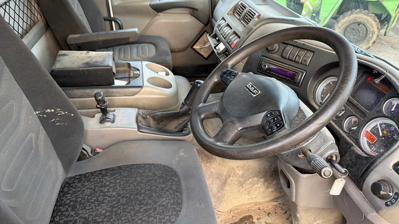 DAF LF 55.250 - Портальный бункеровоз: фото 5 DAF LF 55.250 - Портальный бункеровоз: фото 5